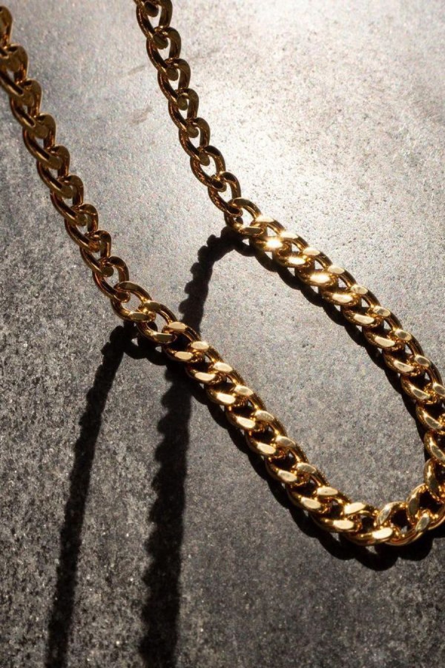 Luv AJ The Classique Skinny Curb Chain | Gold Online