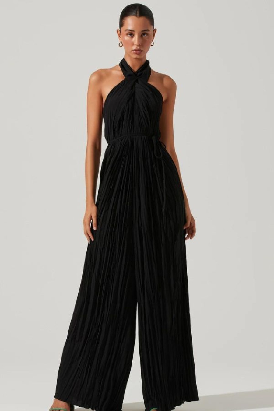 ASTR The Label Damia Halter Wide Leg Jumpsuit | Black New