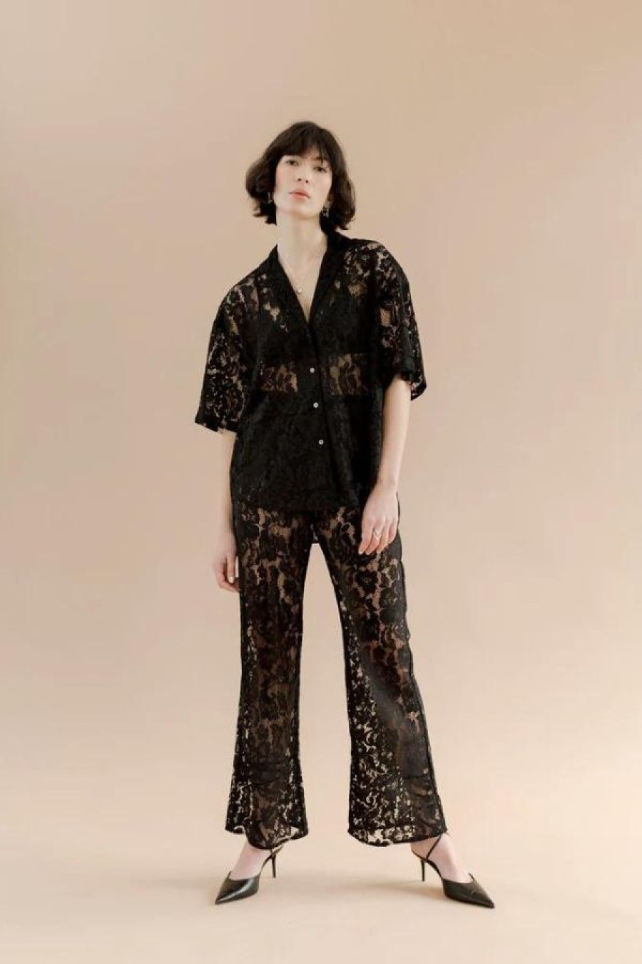 A Bronze Age Romeo Button Down | Black Lace Clearance