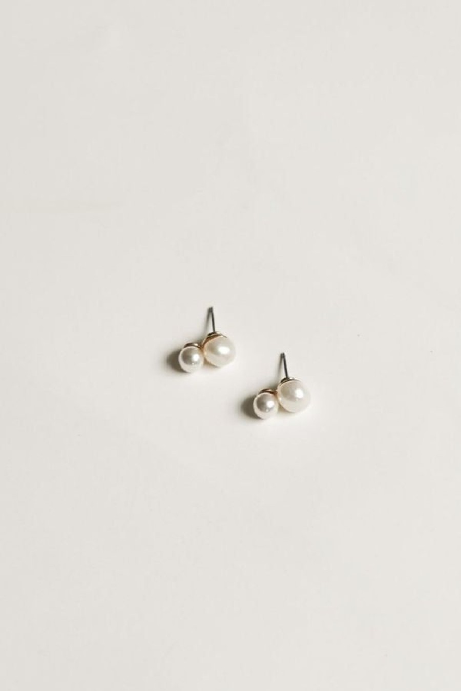 A. B. Ellie Micro Freshwater Pearl Stud Online