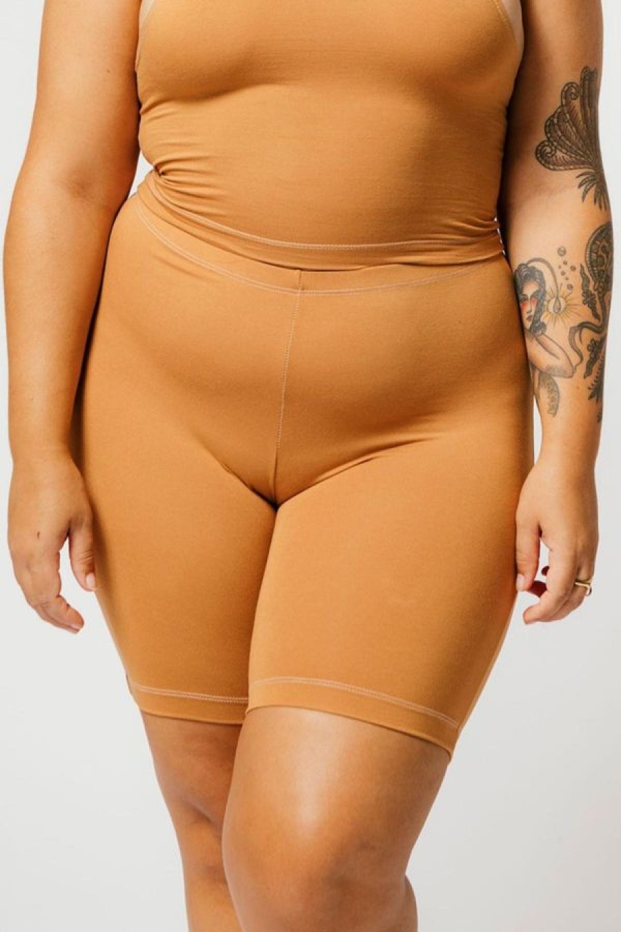 Mary Young Ferris Short Caramel Wholesale